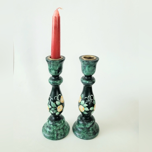 Pair of Vintage Painted Rustic Green Wood Candlestick holders 7" height - Picture 5 of 5